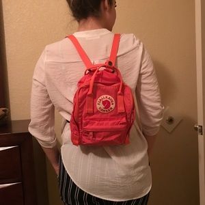 Fjallraven Kanken mini backpack